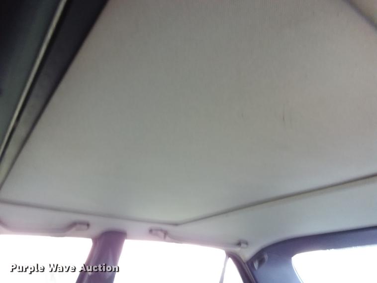 image for item EE9265 1983 Mercedes Benz 300