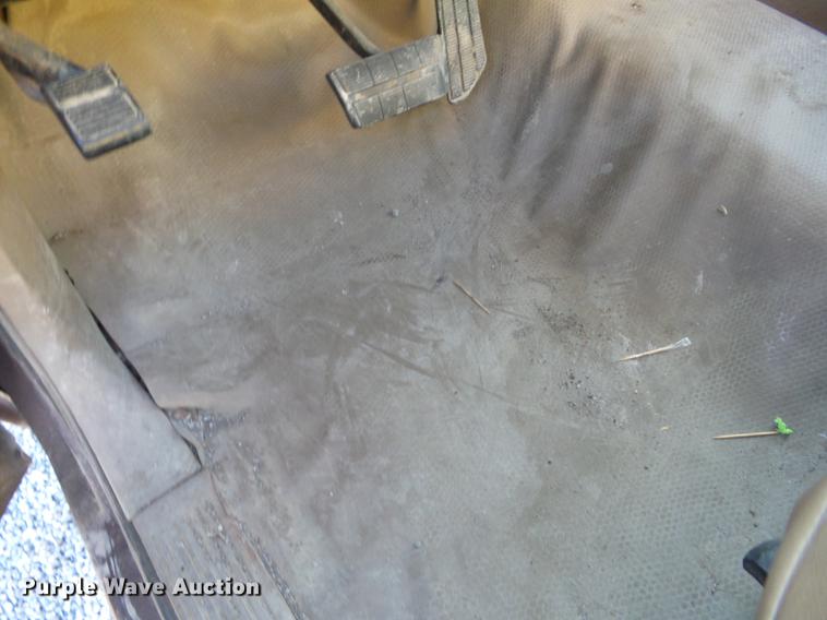 image for item J8556 1994 Chevrolet C2500 pickup truck