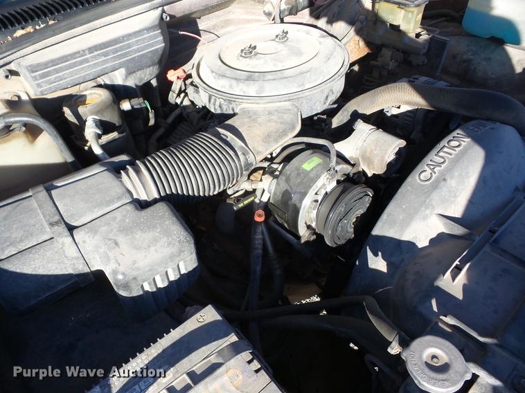 image for item J8556 1994 Chevrolet C2500 pickup truck