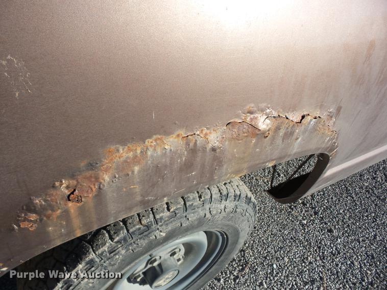 image for item J8556 1994 Chevrolet C2500 pickup truck