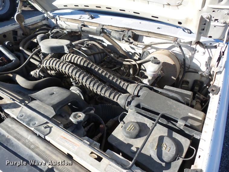 image for item J8557 1994 Ford F250 pickup truck