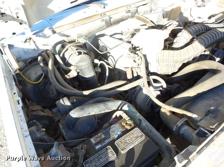 image for item J8557 1994 Ford F250 pickup truck