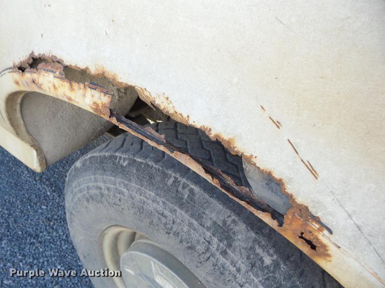 image for item J8557 1994 Ford F250 pickup truck