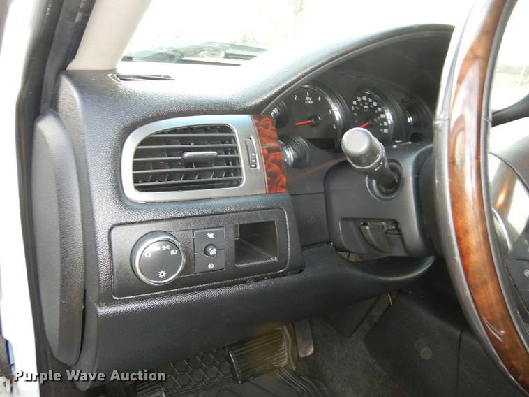 image for item K5787 2007 GMC Sierra 1500 Denali pickup truck