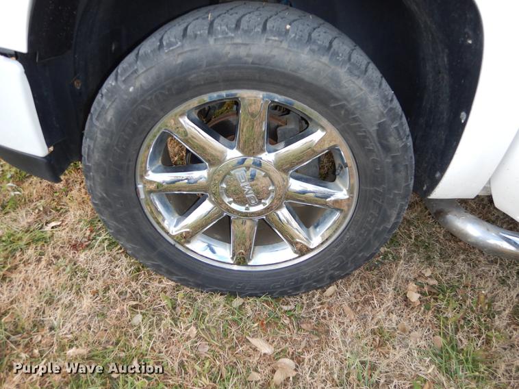 image for item K5787 2007 GMC Sierra 1500 Denali pickup truck