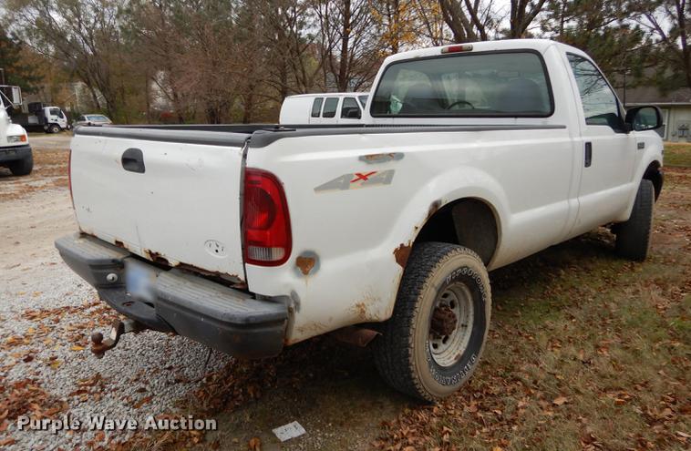 image for item K5792 1999 Ford F250 Super Duty XL pickup truck