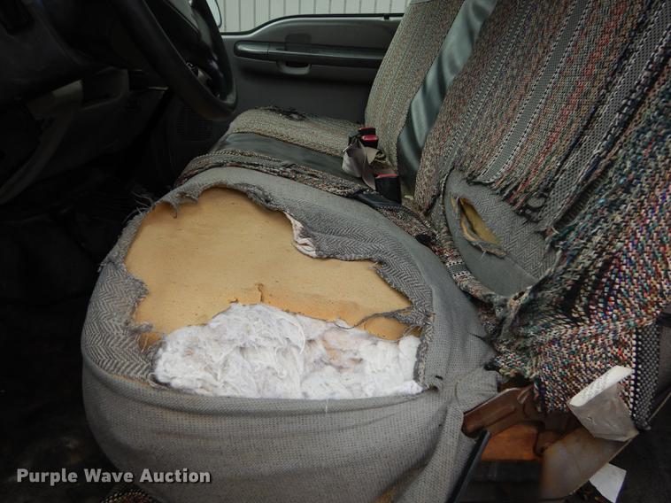 image for item K5792 1999 Ford F250 Super Duty XL pickup truck