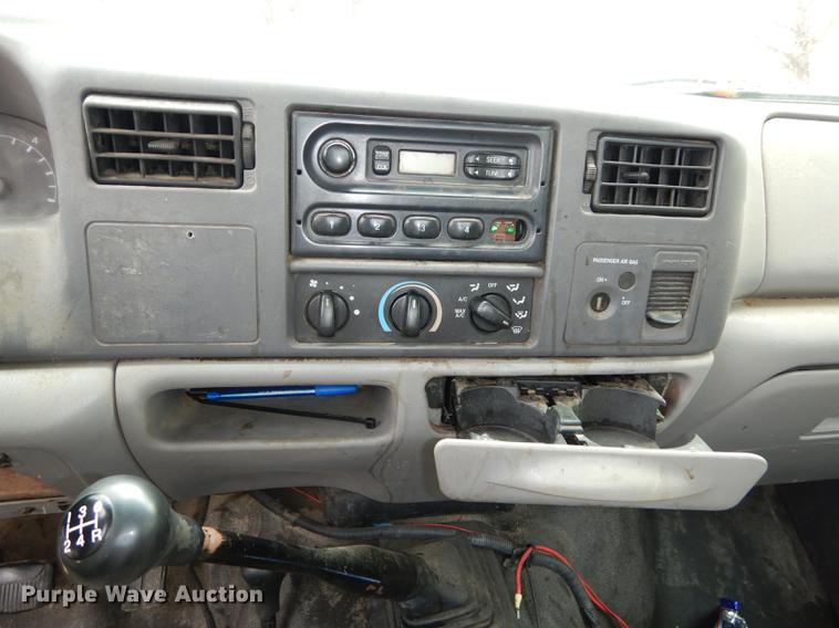 image for item K5792 1999 Ford F250 Super Duty XL pickup truck