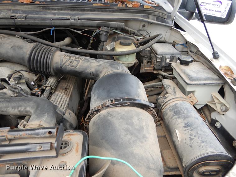 image for item K5792 1999 Ford F250 Super Duty XL pickup truck