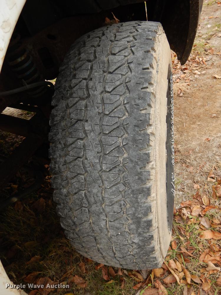 image for item K5792 1999 Ford F250 Super Duty XL pickup truck