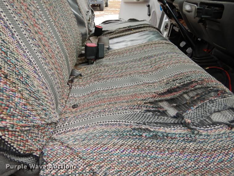 image for item K5792 1999 Ford F250 Super Duty XL pickup truck