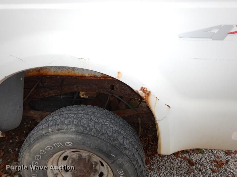 image for item K5792 1999 Ford F250 Super Duty XL pickup truck