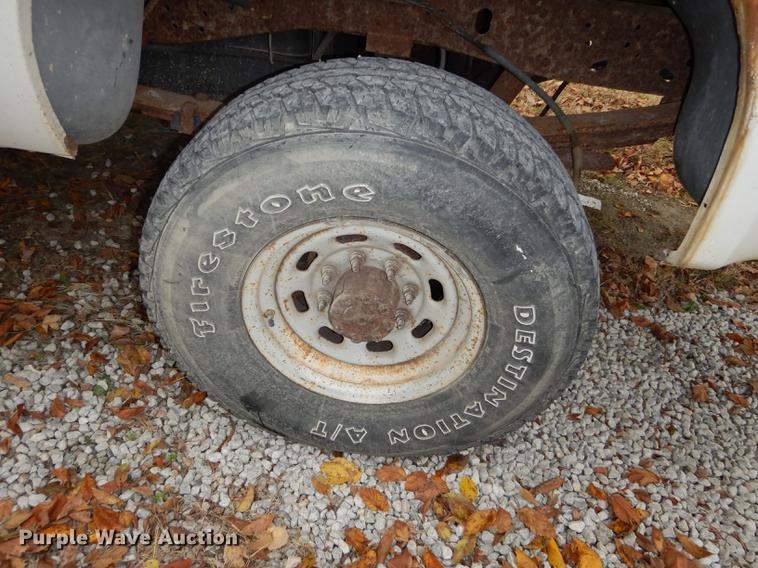 image for item K5792 1999 Ford F250 Super Duty XL pickup truck