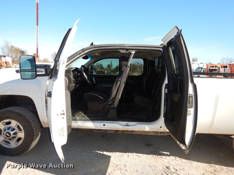 image for item K5794 2012 Chevrolet Silverado 2500HD Z71 Ext. Cab pickup truck