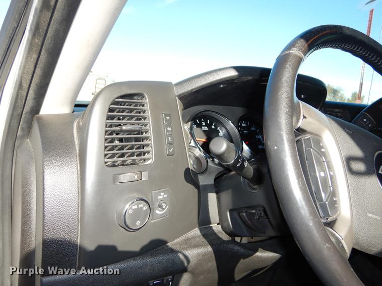 image for item K5794 2012 Chevrolet Silverado 2500HD Z71 Ext. Cab pickup truck