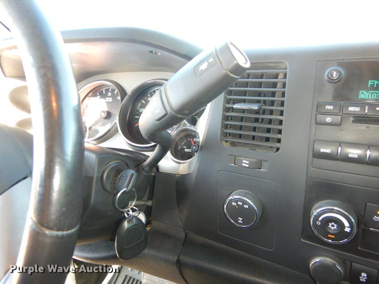 image for item K5794 2012 Chevrolet Silverado 2500HD Z71 Ext. Cab pickup truck