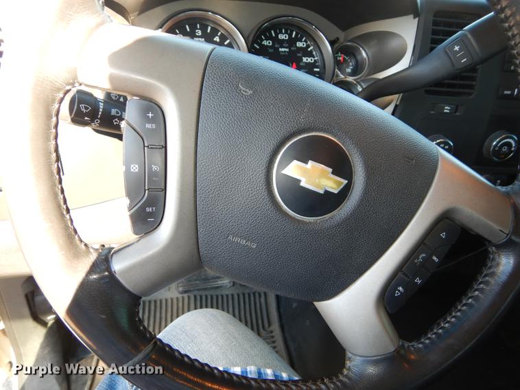 image for item K5794 2012 Chevrolet Silverado 2500HD Z71 Ext. Cab pickup truck