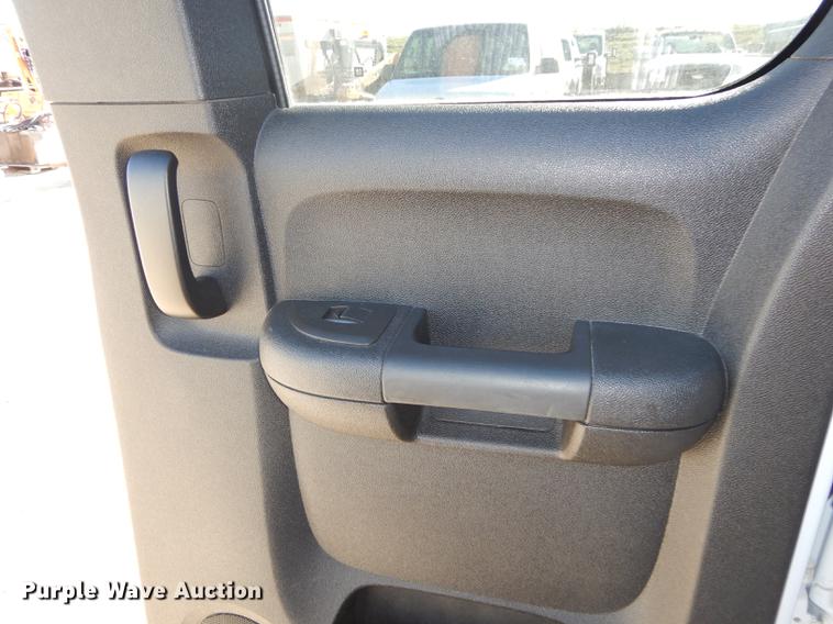 image for item K5794 2012 Chevrolet Silverado 2500HD Z71 Ext. Cab pickup truck