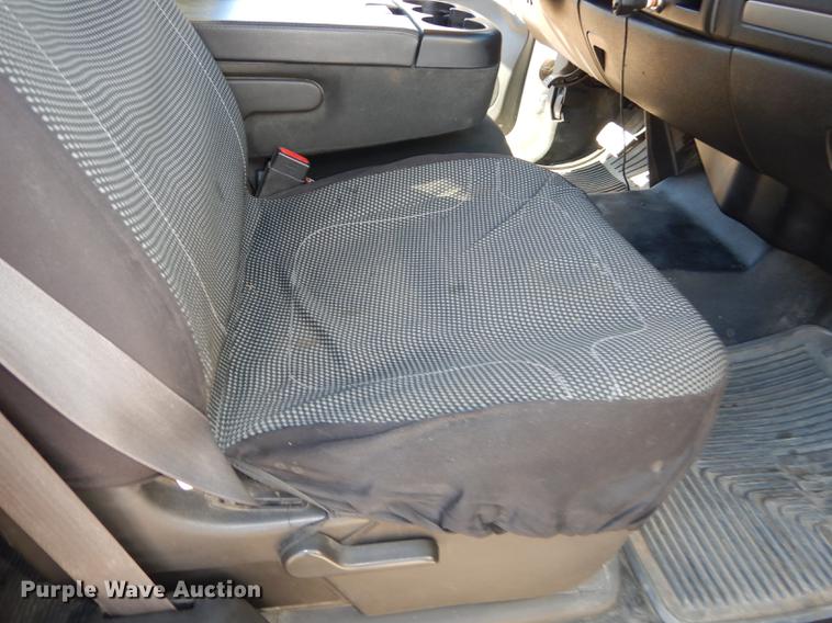 image for item K5794 2012 Chevrolet Silverado 2500HD Z71 Ext. Cab pickup truck