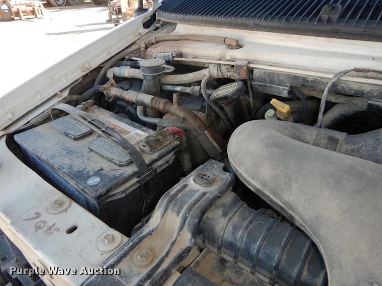 image for item K5795 2001 Ford Econoline E350 Super Duty XLT van