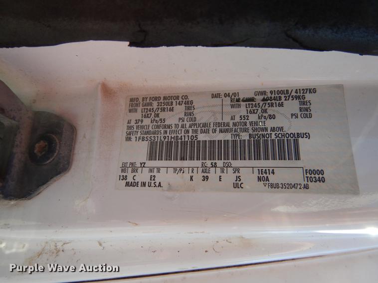 image for item K5795 2001 Ford Econoline E350 Super Duty XLT van