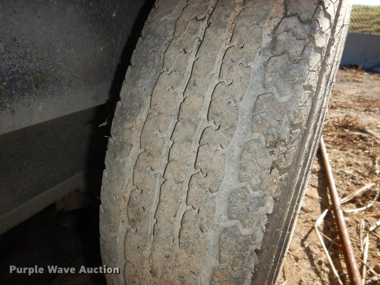 image for item K5802 2004 Pace C5816TA2 Sport enclosed cargo trailer