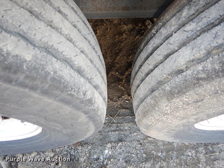 image for item K5804 2006 Cargomate enclosed cargo trailer