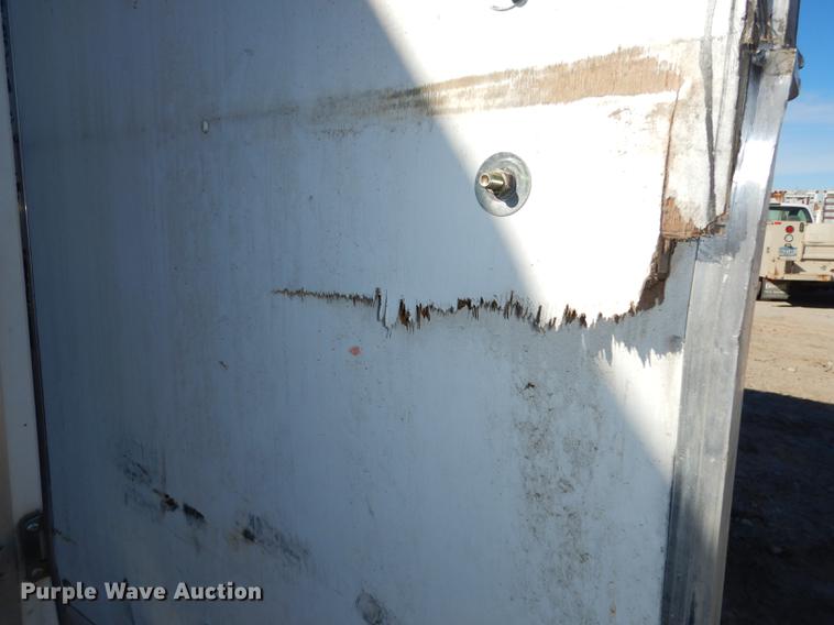 image for item K5804 2006 Cargomate enclosed cargo trailer