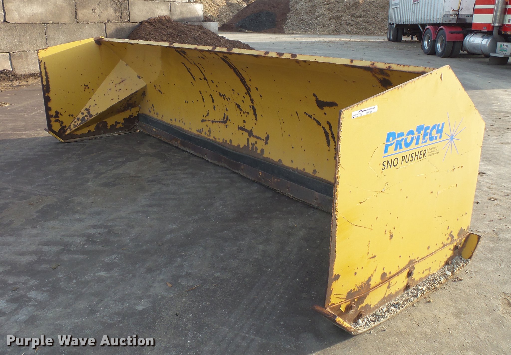 Pro Tech snow pusher in Jordan, MN Item DV9500 sold Purple Wave