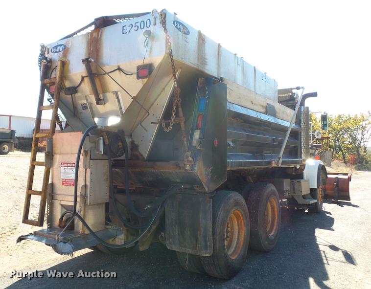 image for item BV9213 2001 Freightliner FLD120 dump truck