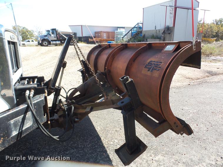 image for item BV9213 2001 Freightliner FLD120 dump truck