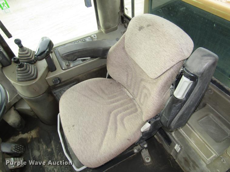 image for item DA3231 2005 Case 821C wheel loader