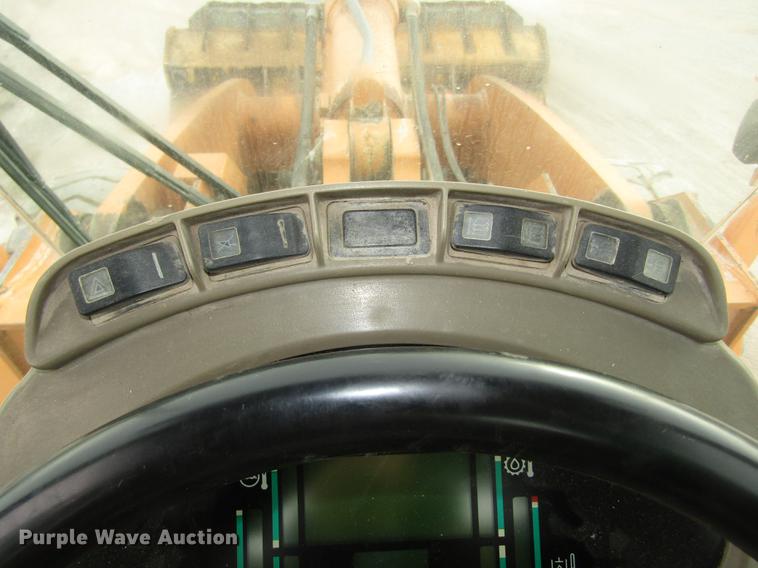 image for item DA3231 2005 Case 821C wheel loader