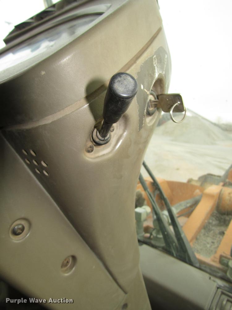 image for item DA3231 2005 Case 821C wheel loader