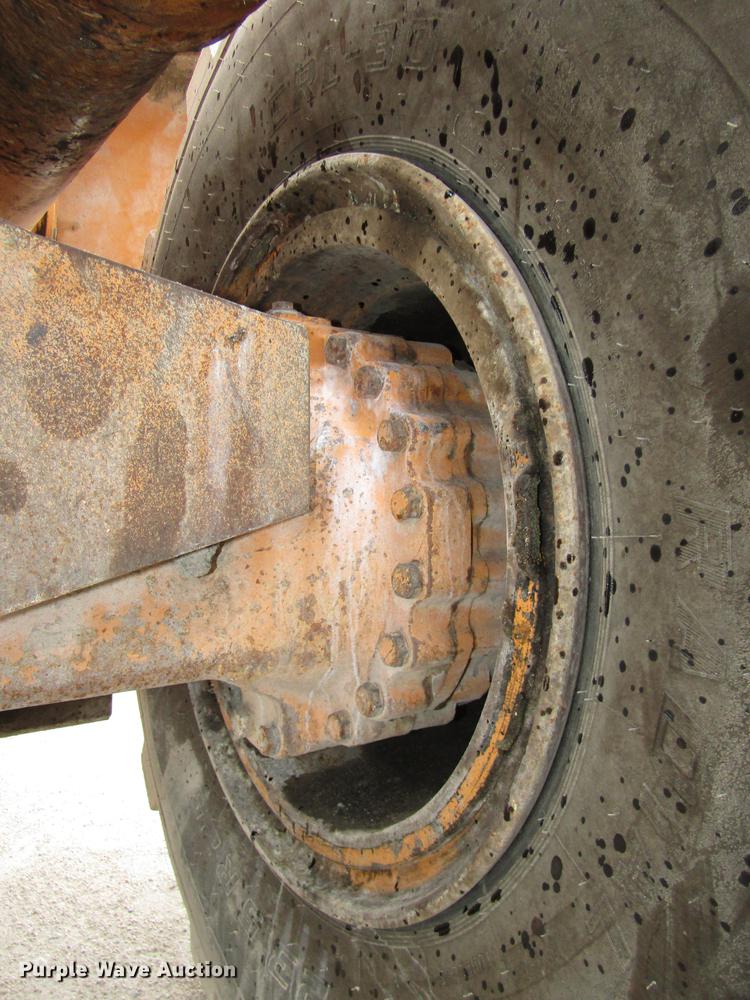 image for item DA3231 2005 Case 821C wheel loader