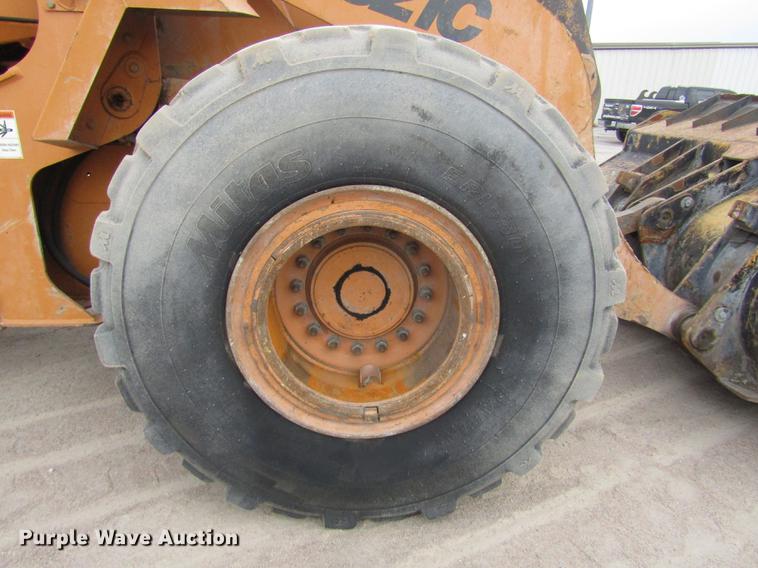 image for item DA3231 2005 Case 821C wheel loader