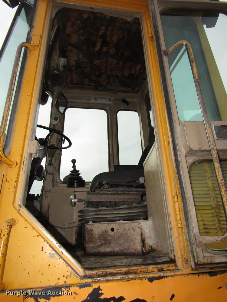 image for item DA3232 1988 John Deere 544E wheel loader