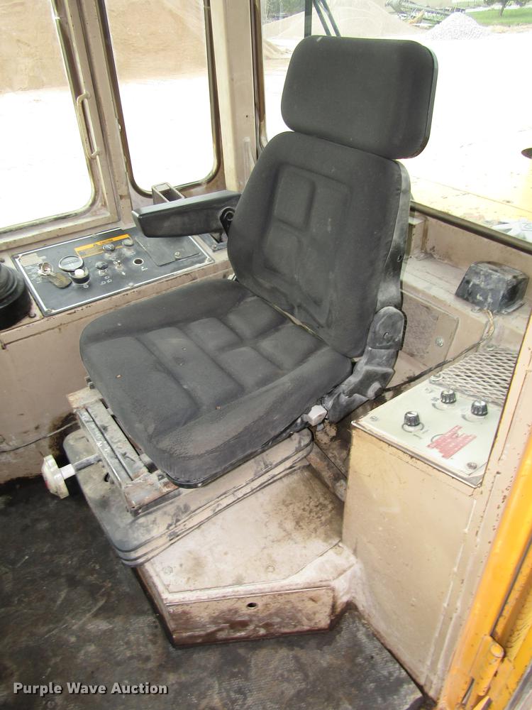 image for item DA3232 1988 John Deere 544E wheel loader