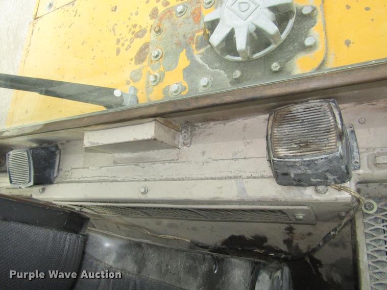 image for item DA3232 1988 John Deere 544E wheel loader