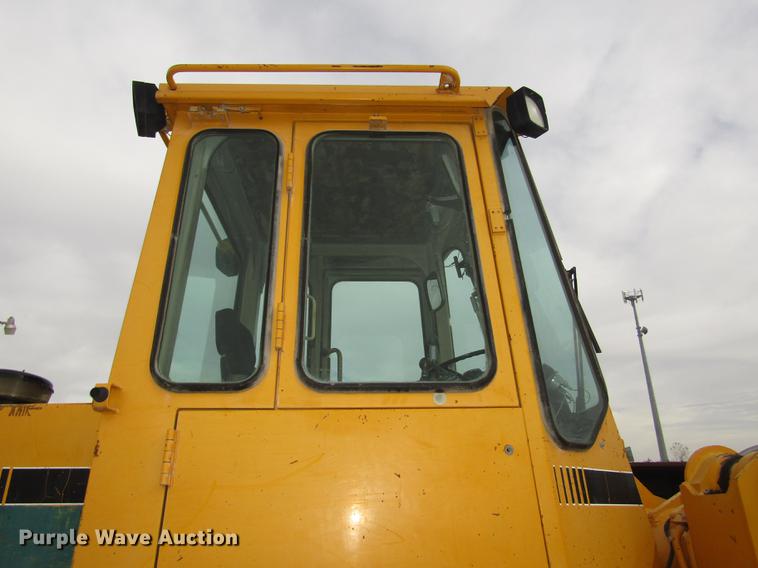 image for item DA3232 1988 John Deere 544E wheel loader