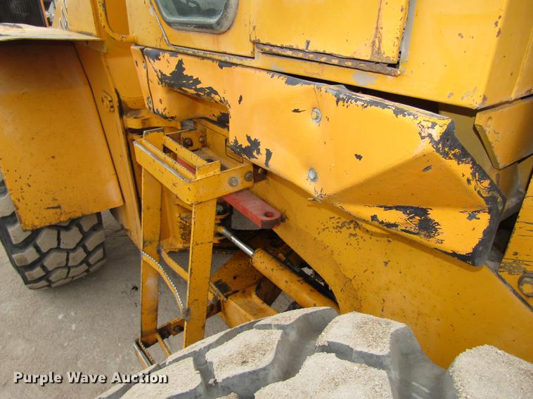 image for item DA3232 1988 John Deere 544E wheel loader