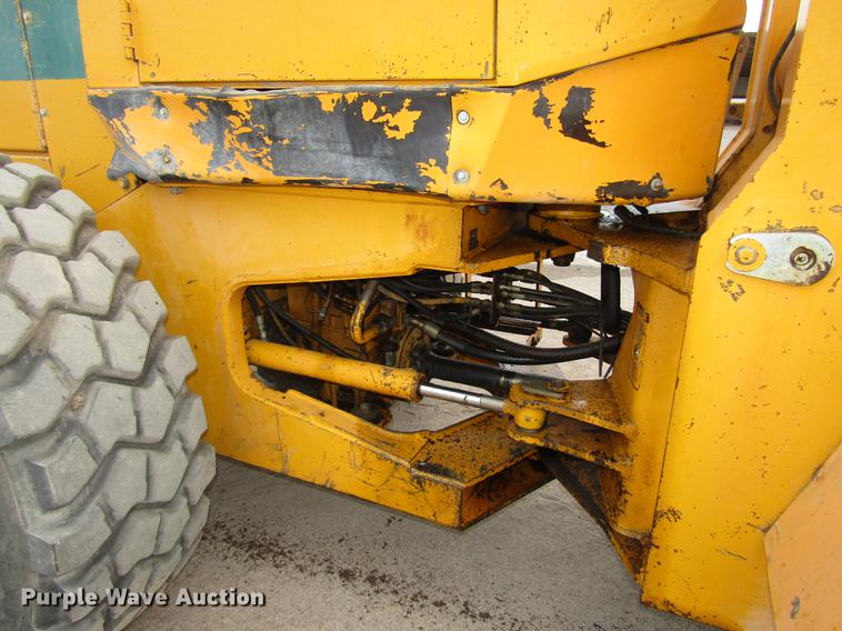 image for item DA3232 1988 John Deere 544E wheel loader