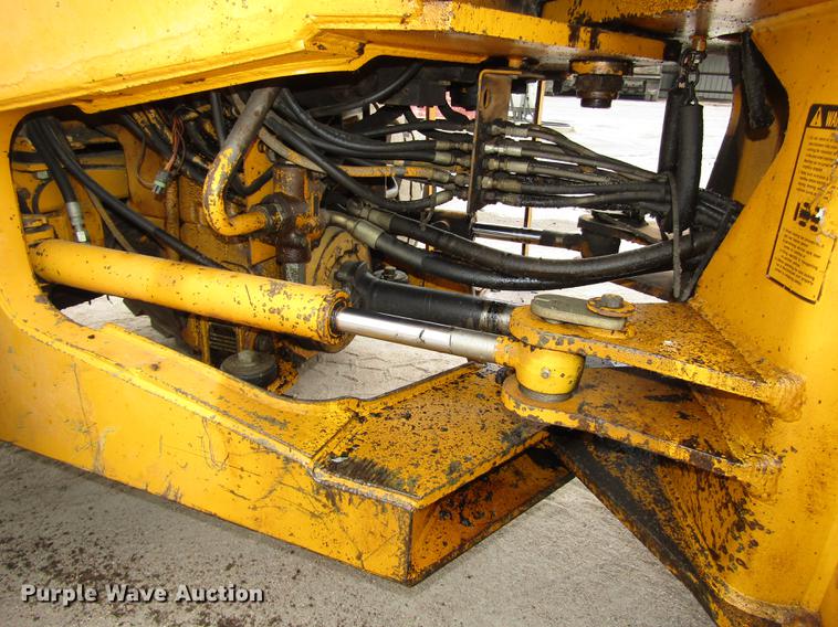 image for item DA3232 1988 John Deere 544E wheel loader