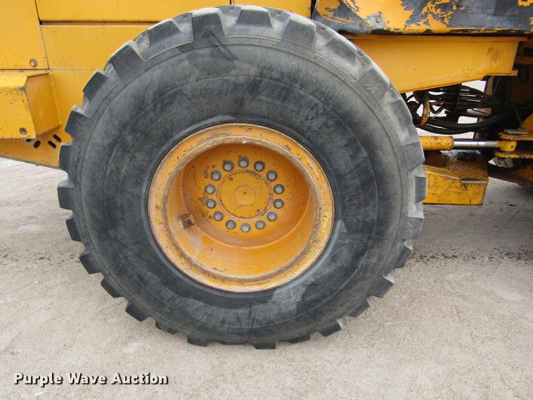 image for item DA3232 1988 John Deere 544E wheel loader