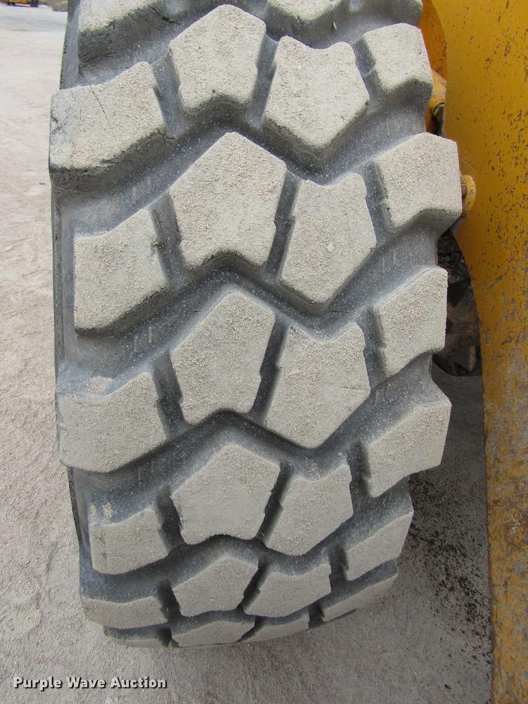 image for item DA3232 1988 John Deere 544E wheel loader
