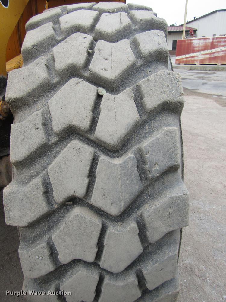 image for item DA3232 1988 John Deere 544E wheel loader