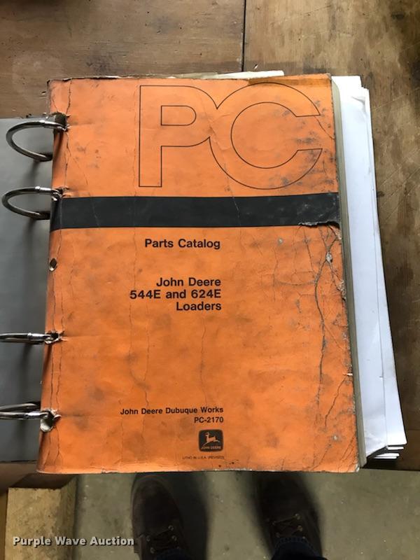 image for item DA3232 1988 John Deere 544E wheel loader