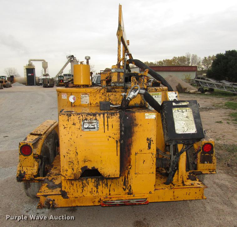 image for item DA3233 2008 Crafco EZ1000EB crack sealer