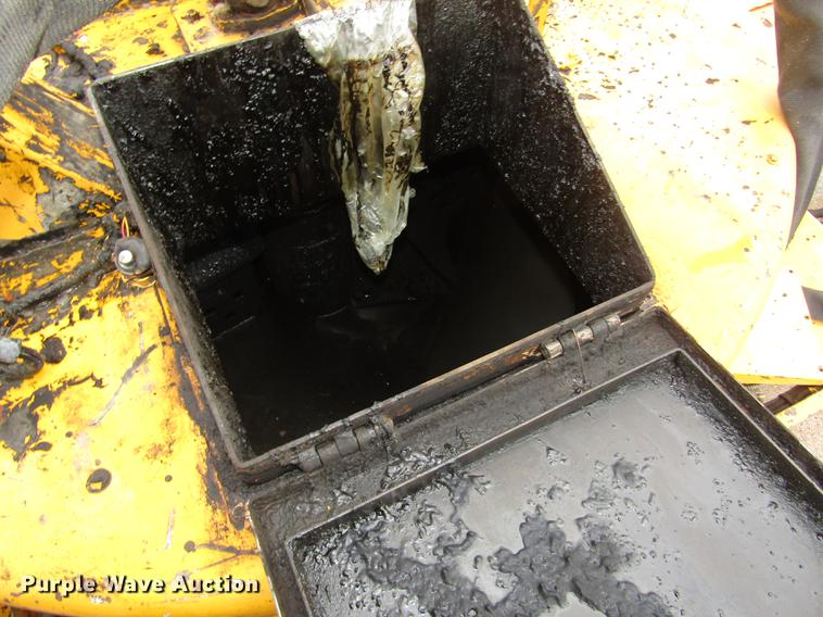 image for item DA3233 2008 Crafco EZ1000EB crack sealer