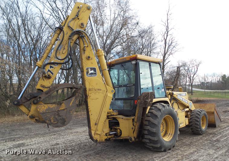 image for item DA7009 1995 John Deere 710D backhoe